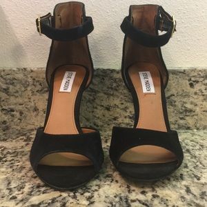 [Steve Madden] Peep-Toe Pumps